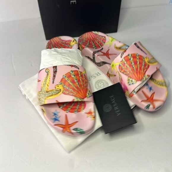 New Authentic Versace Trésor de la Mer Slide Sandal (Women) - Picture 4 of 12